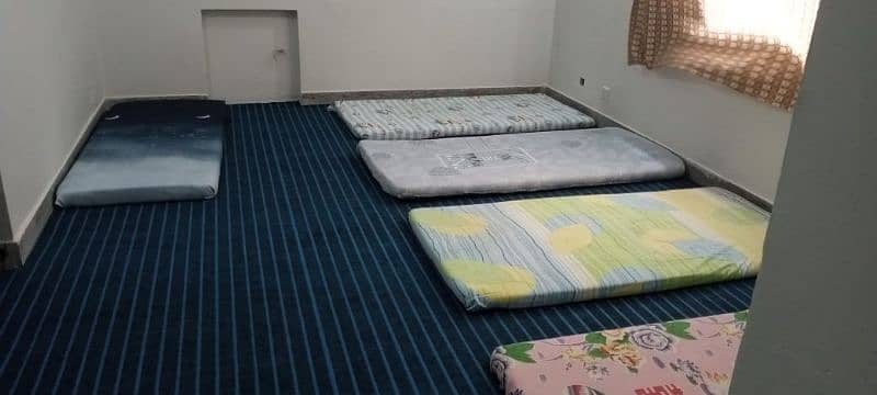 BOYS HOSTEL,FAST UNIVERSITY, CRESCENT,KIPS,JINNAH HOSPITAL9000 TO12000 18