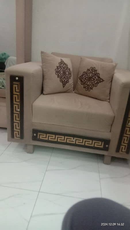 6 seater sofa set/ poshish sofa / wooden Sofa / velvet poshish sofa / 3