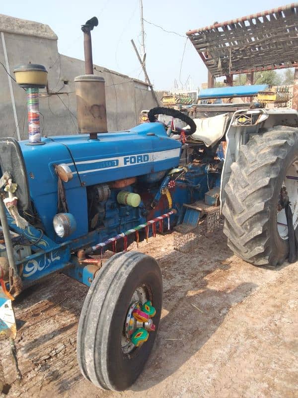 Ford 4600 with 8ft/18ft traly 0