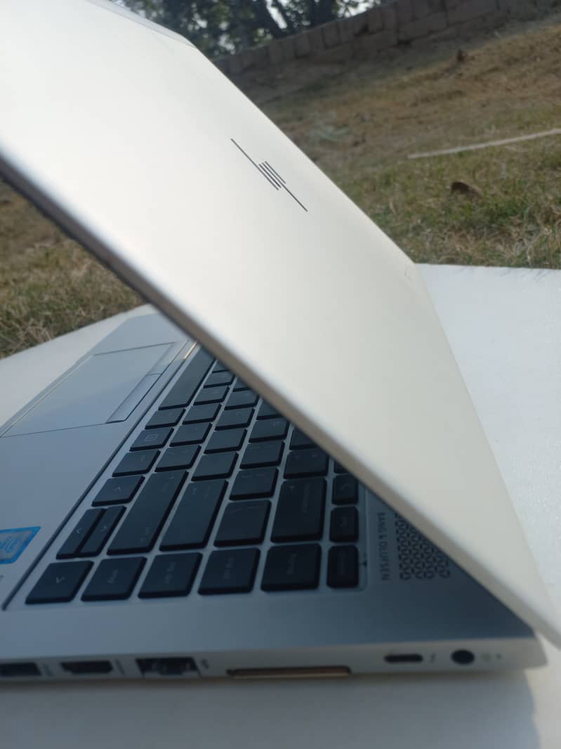 hp elitebook 840 g5 core i7 8th gen 1