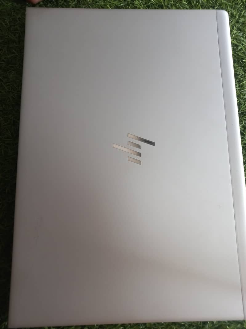 hp elitebook 840 g5 core i7 8th gen 11