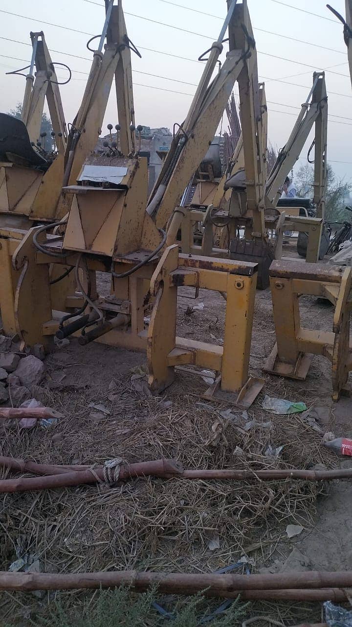 excavators Machine | Crunch bucket | 03497378129 5