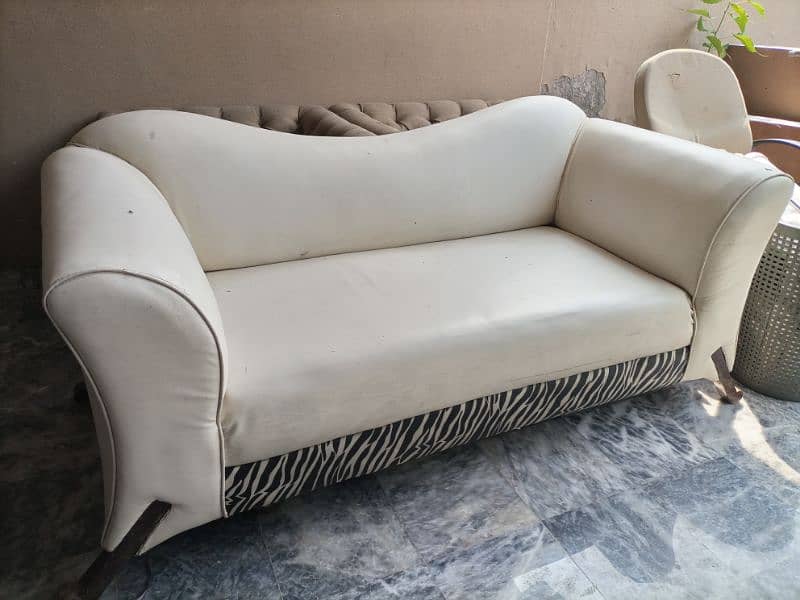 White leather 2 seater sofa 0