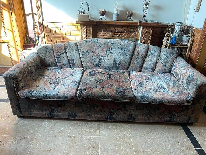 5 Seater sofa for sale 0