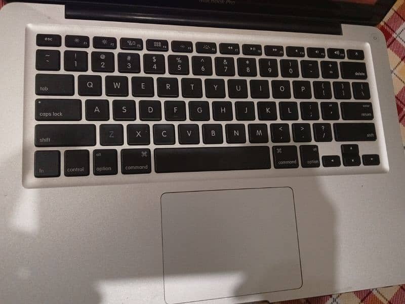 Mac book pro 1