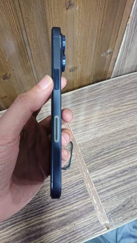 Apple Iphone 15 pro max non-pta jv 7