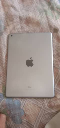 iPad 6 generation for sell  condition 100% Mob:03482097304