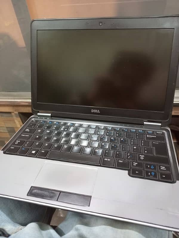 Dell Latitude E7240 Good Condition All Ok 7