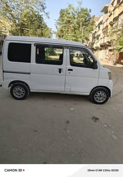 Daihatsu Hijet 2012