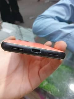 pixel 4 10/9.5 condition minor dote