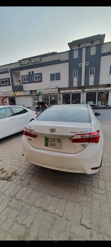 Toyota Altis Grande 2015 4