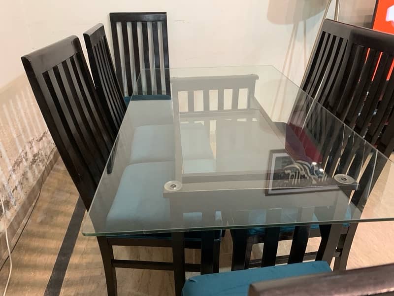 Dinning Table with 6 Chairs 0