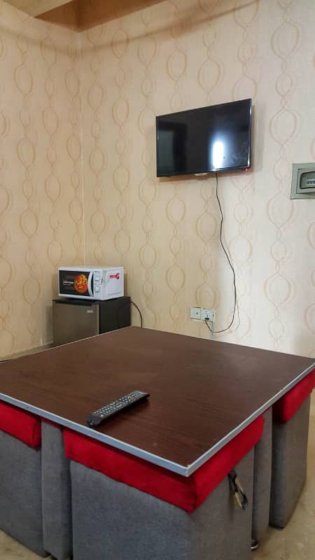 E 11 Multi Furnished 1 Bed Tv L Gas Lift 305 5