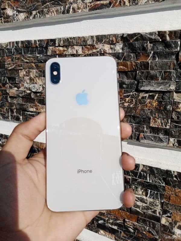 iPhone xs max 64GB LLA Model, Never open repair 0