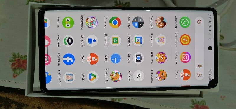 Google pixel 6 pro nonpta excellent condition Cemera Like DSLR 5