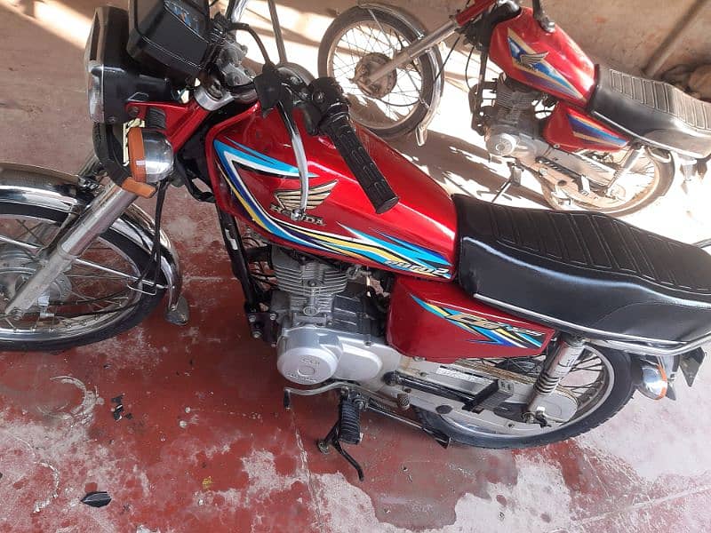 Honda cg125 model 2018 available for sale 1