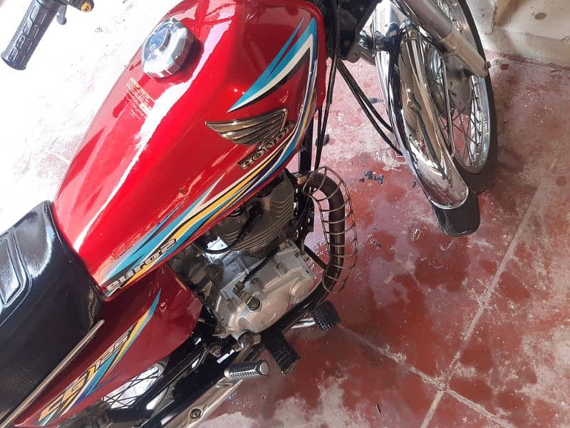 Honda cg125 model 2018 available for sale 5