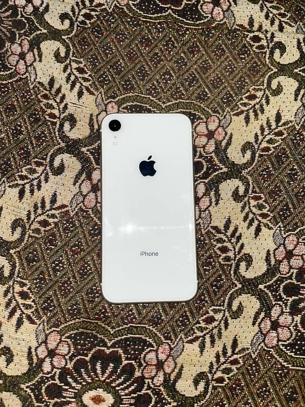 IPhone (Xr) Factory Unlock/Non PTA 3