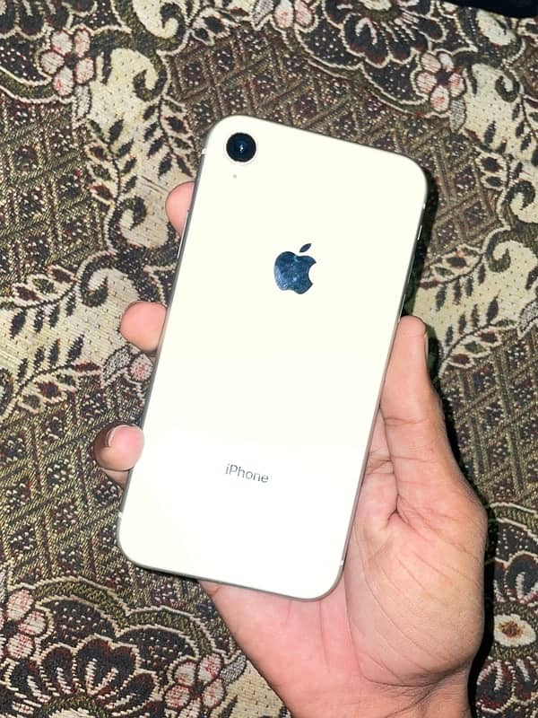 IPhone (Xr) Factory Unlock/Non PTA 7