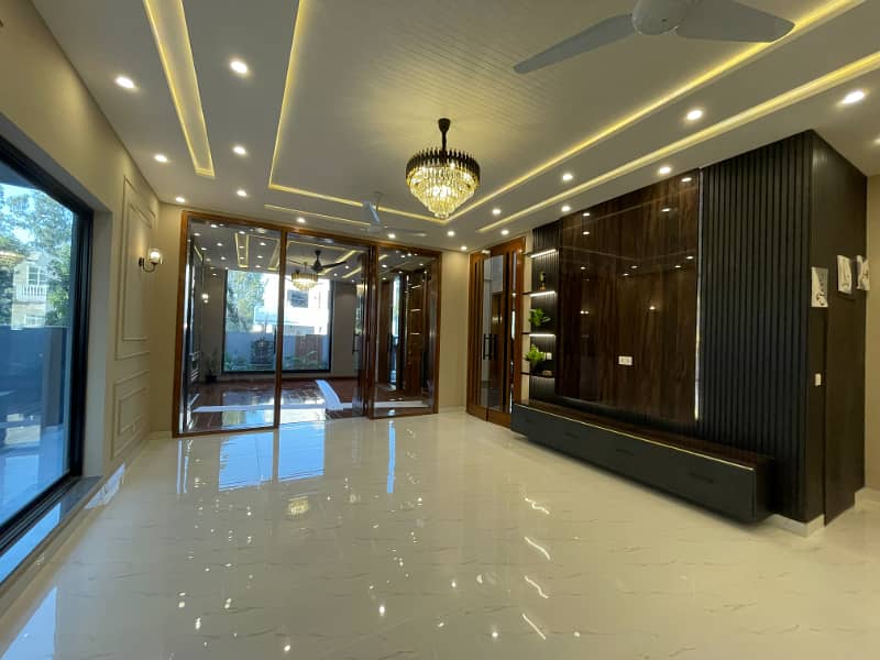 1 Kanal Ultra Luxury House For Sale In Talha Block Sector F Bahria Town Lahore 25