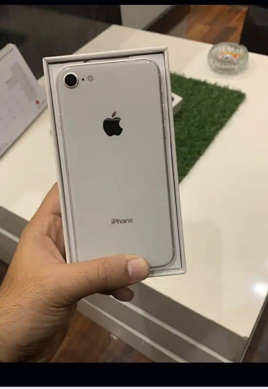 iPhone 8 pta With box 0