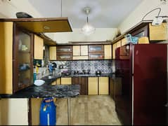 2 Bed lounge flat for sale