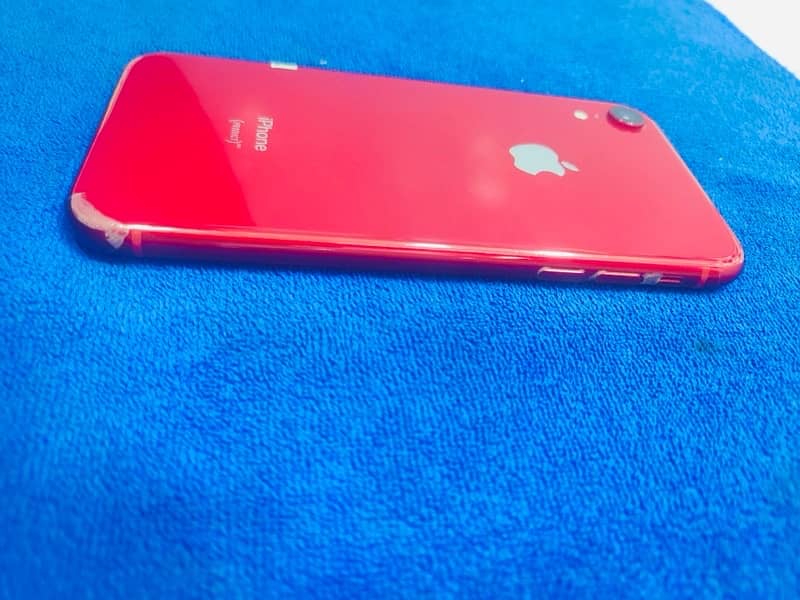 iPhone XR 10/10 64gp water pack zong sim work 1