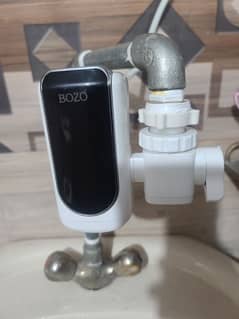 urgent sale of new instant geyser,,cell number03457940502