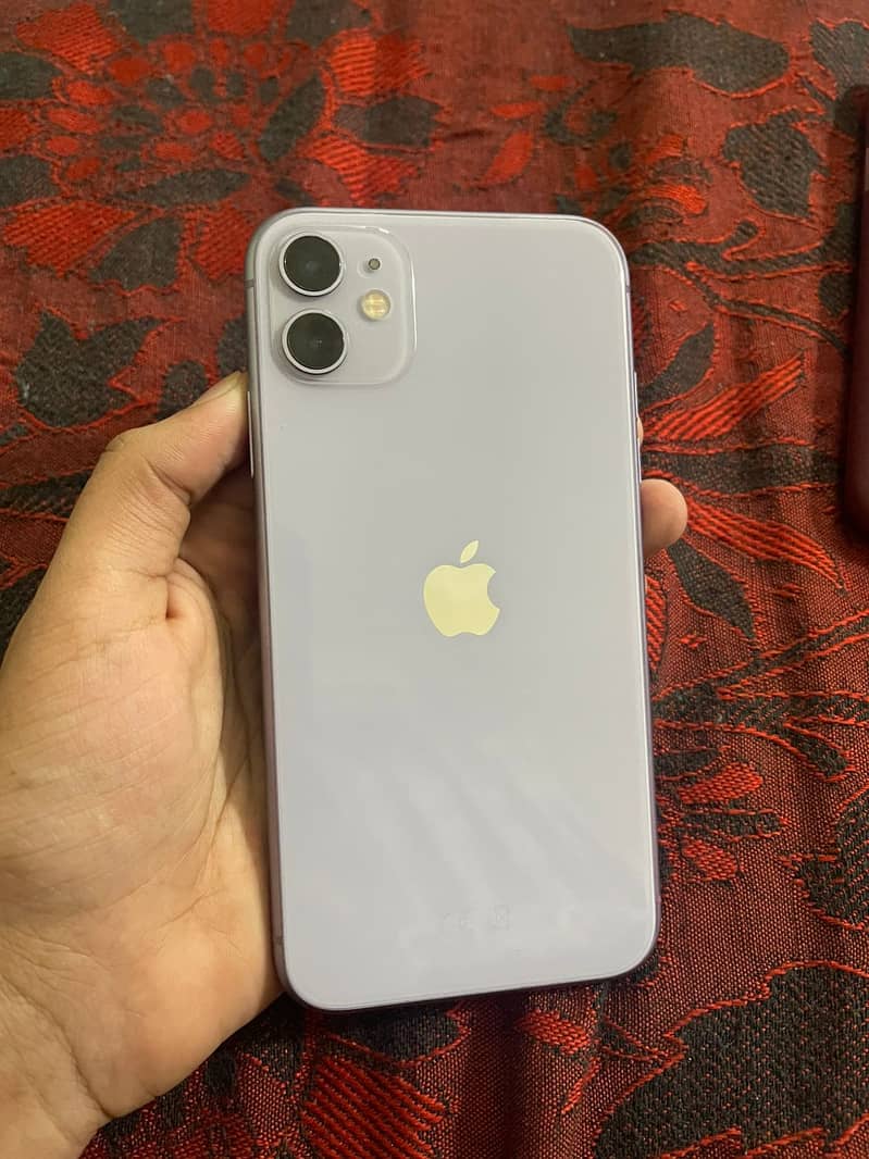 Iphone 11 128 GB PTA approved, 73% bt health, call 0321 4224227 3