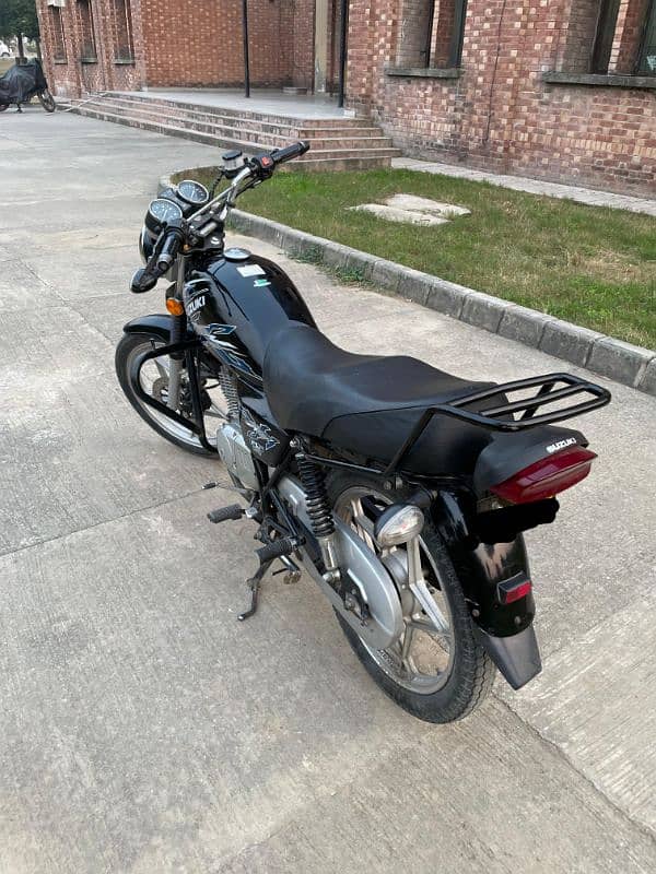 Suzuki GS SE 150 10/10 total original 2