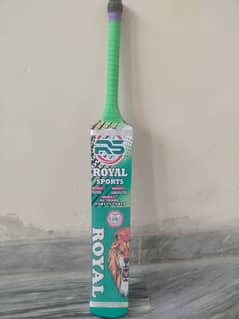 Cricket bat