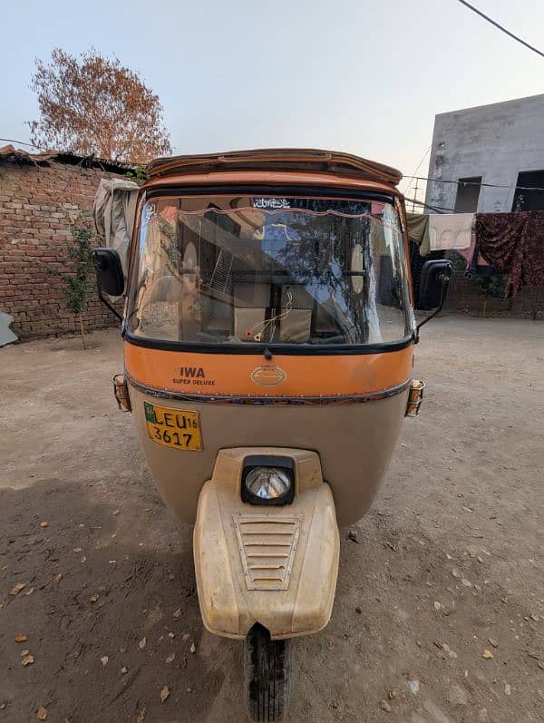 Siwa Rickshaw home used smooth engine no work required 2