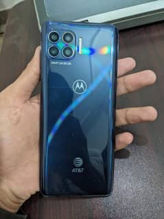 Motorola One 5G UW