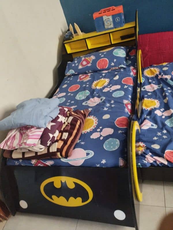 2 kids beds for sale in good price just like new 3