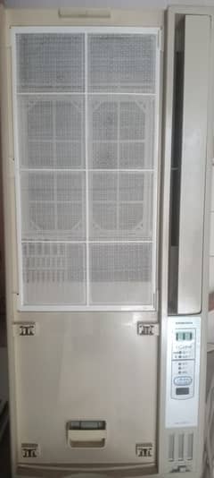 Window AC with converter/Stabilizer 0.75 ton (03225630796)