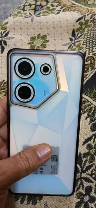 Camon 20 with full box 3