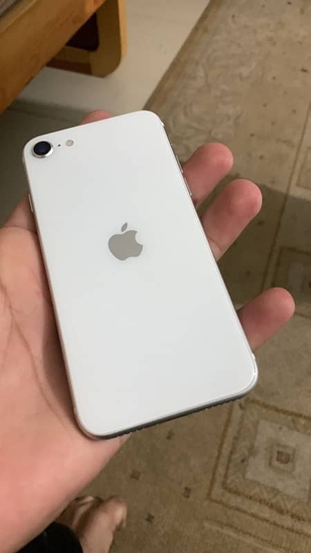 iphone se35 1