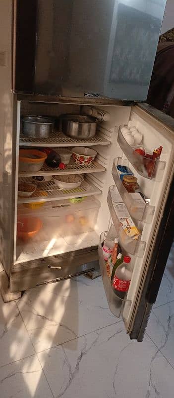 pel fridge 0