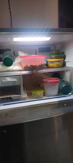 LG fridge for sale 60000