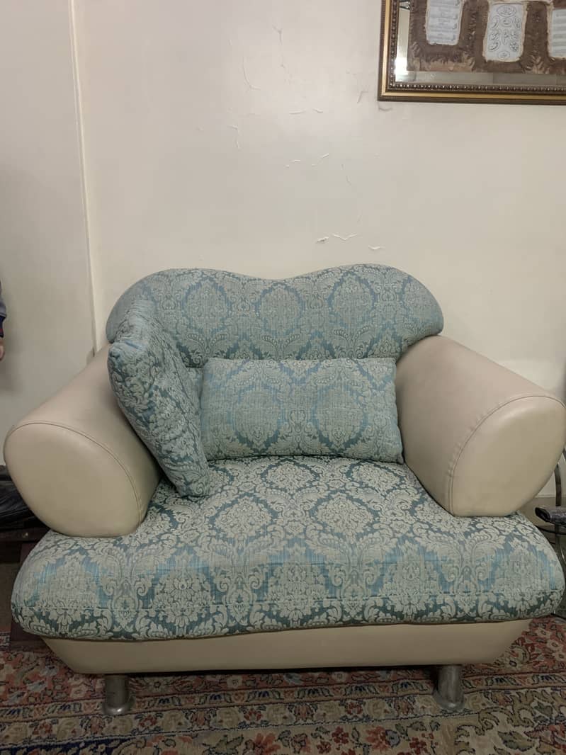 Sofa Set 6 Seater with Cussions 4