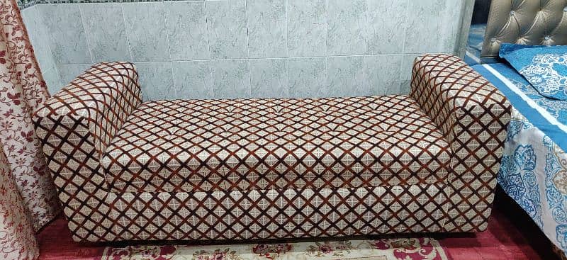 unique style dewan sofa used with cover very clean 0