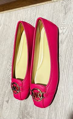 MK pink shoes