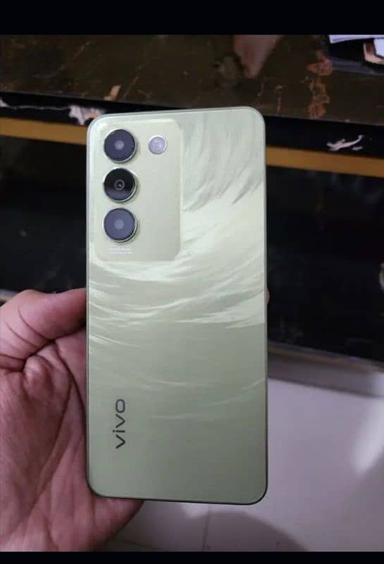 vivo y100 8+8+256 Whatsapp 03084802506 0