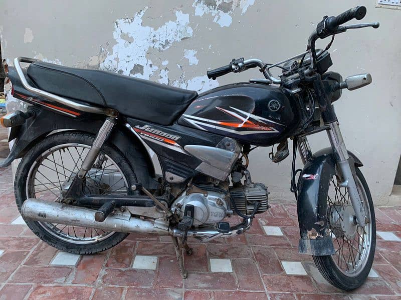 Yamaha Junoon 6