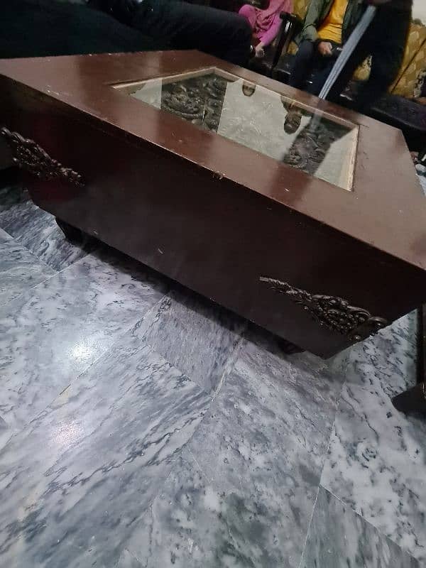 Table in Good Condition 1