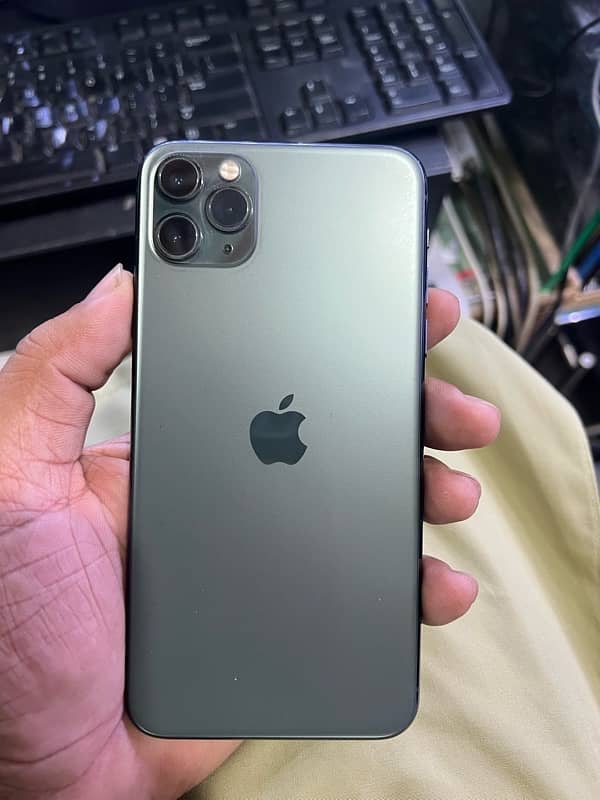 iphone 11 Pro Max 1