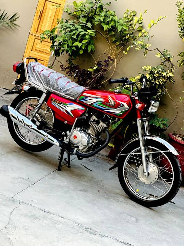 Honda 125 2023 4