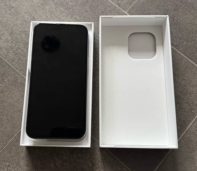 iphone 15 pro max Non PTA 100% health 256GB 2