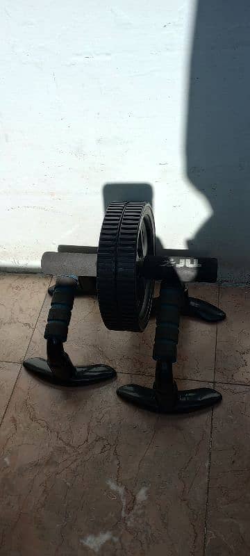 ABS Abdominal roller and push up stand 1