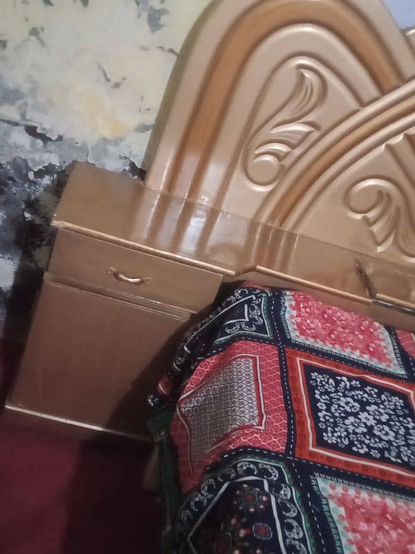 King bed urgent sale full dego pant 2